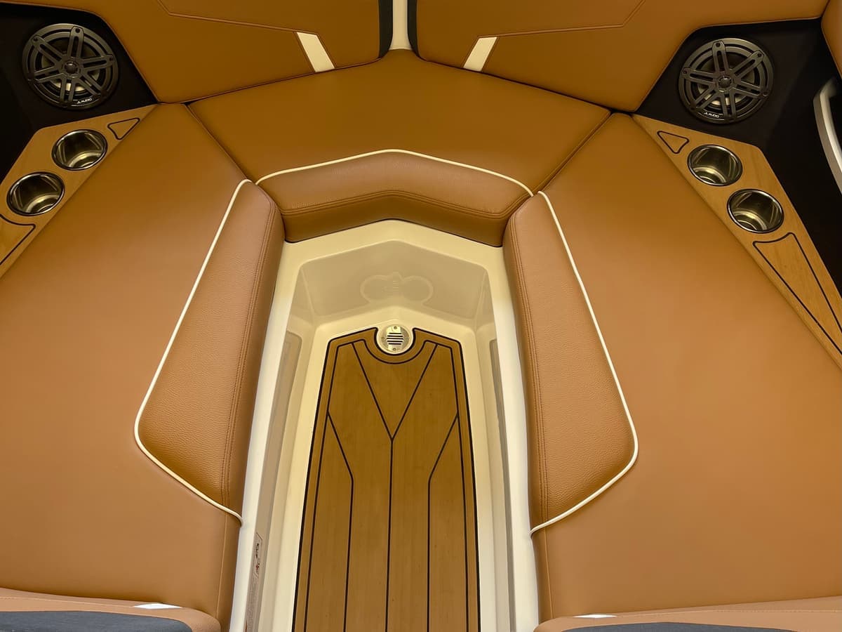 2024 Nautique GS22 - Photo 8