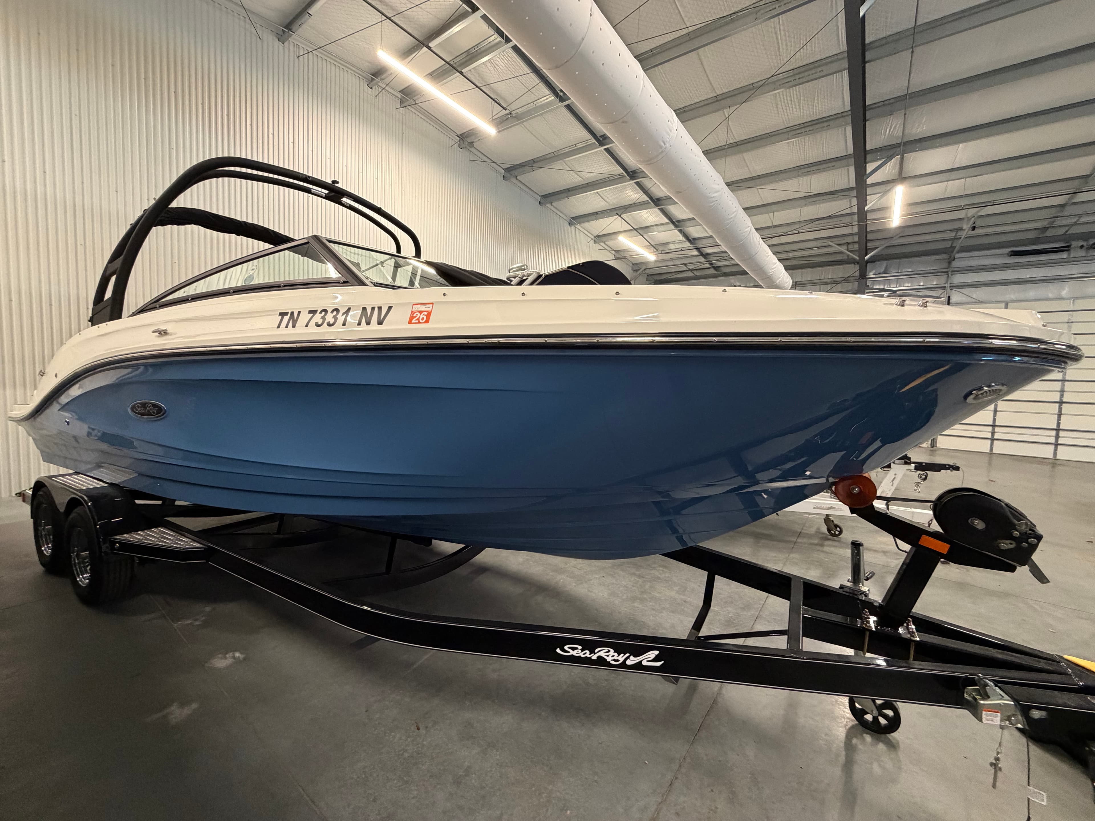 2023 Sea Ray 230 - exterior