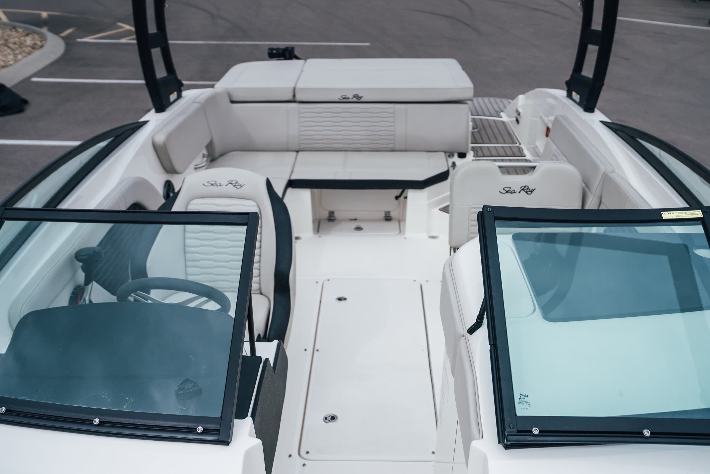 2023 Sea Ray 230 - exterior