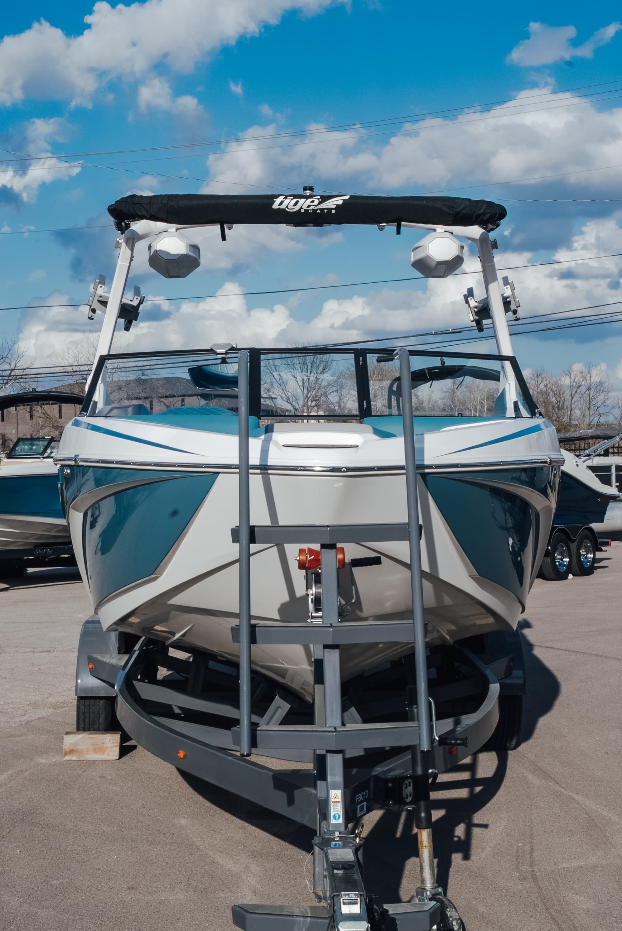 2023 Tige Z1 - exterior