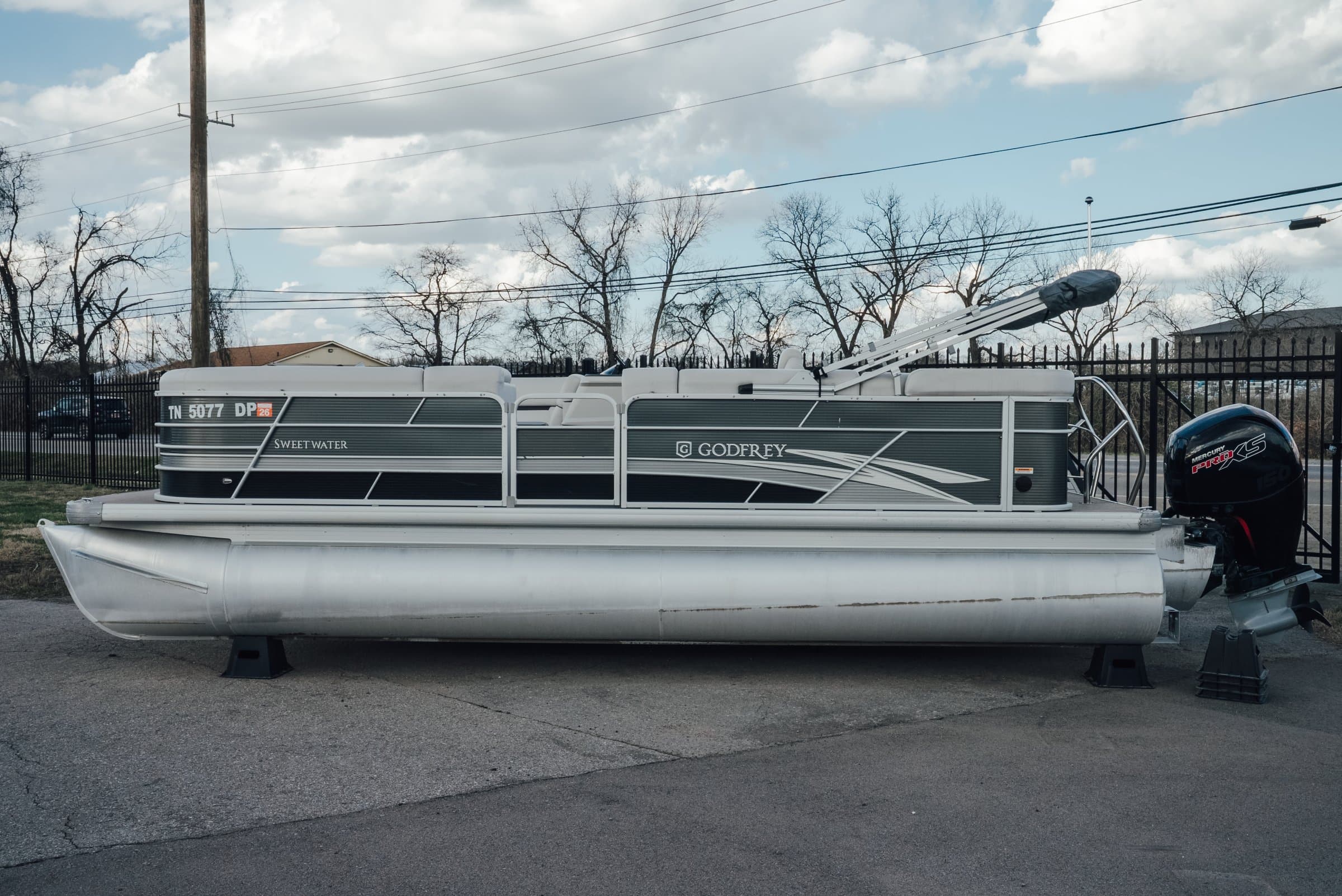 2023 Sweetwater 2286C - exterior