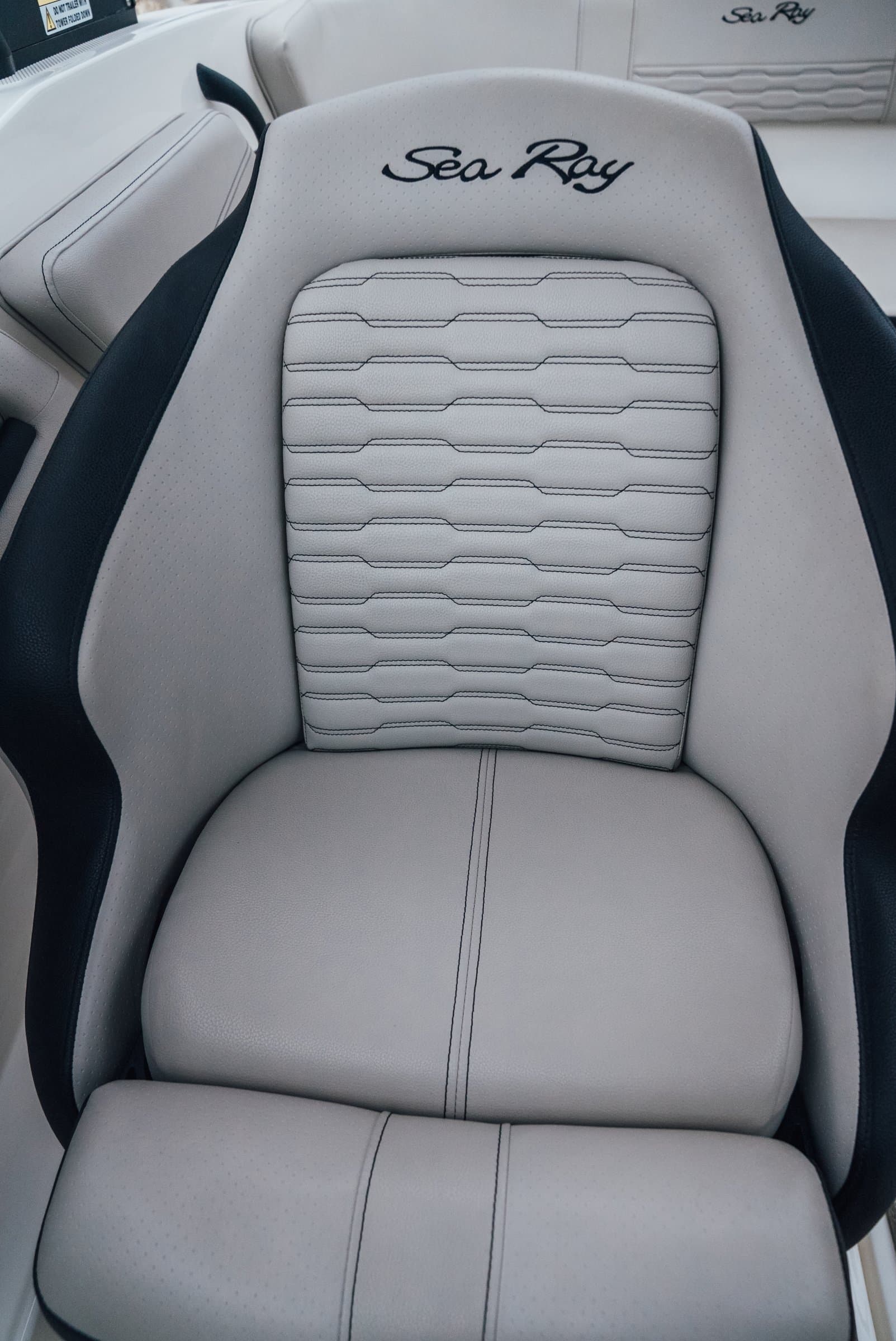 2024 Sea Ray 210 SPO - exterior