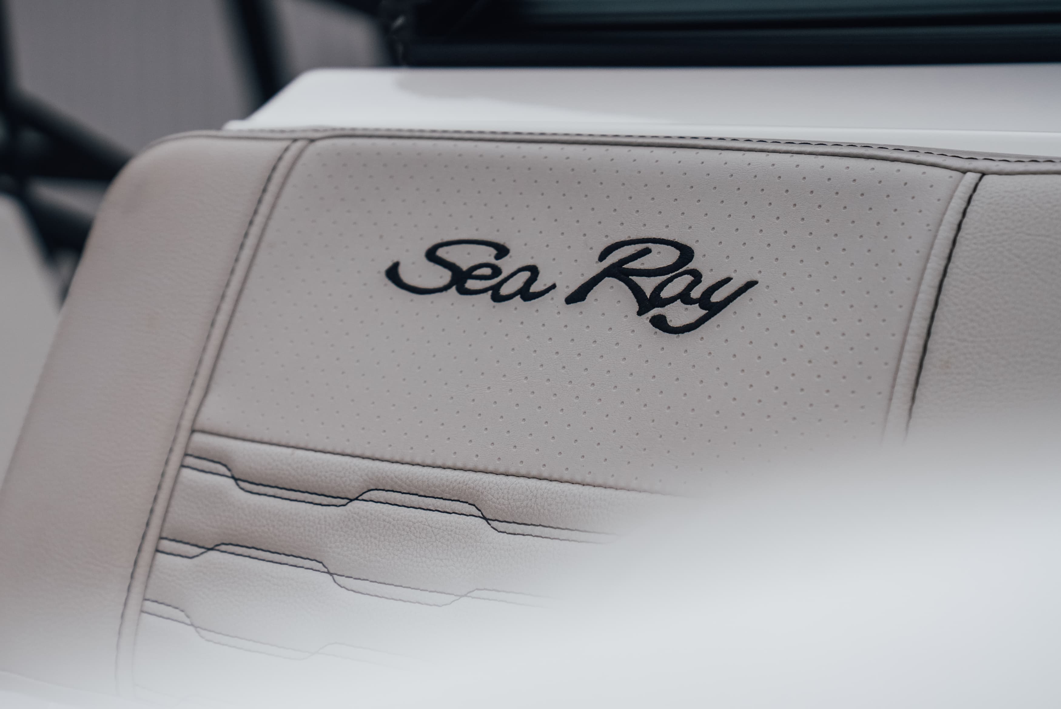 2024 Sea Ray 210 SPO - exterior