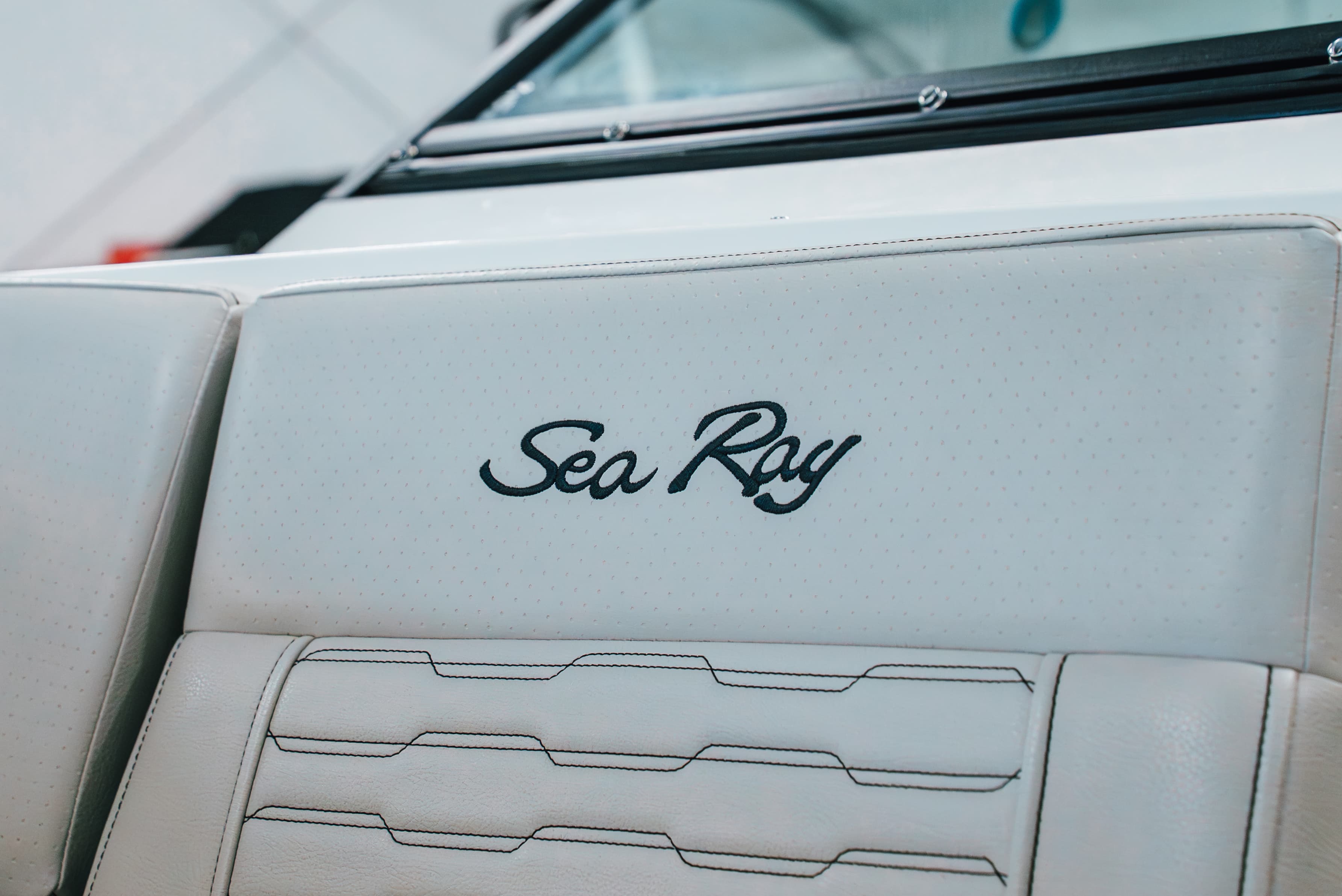 2023 Sea Ray 230 SPX - exterior