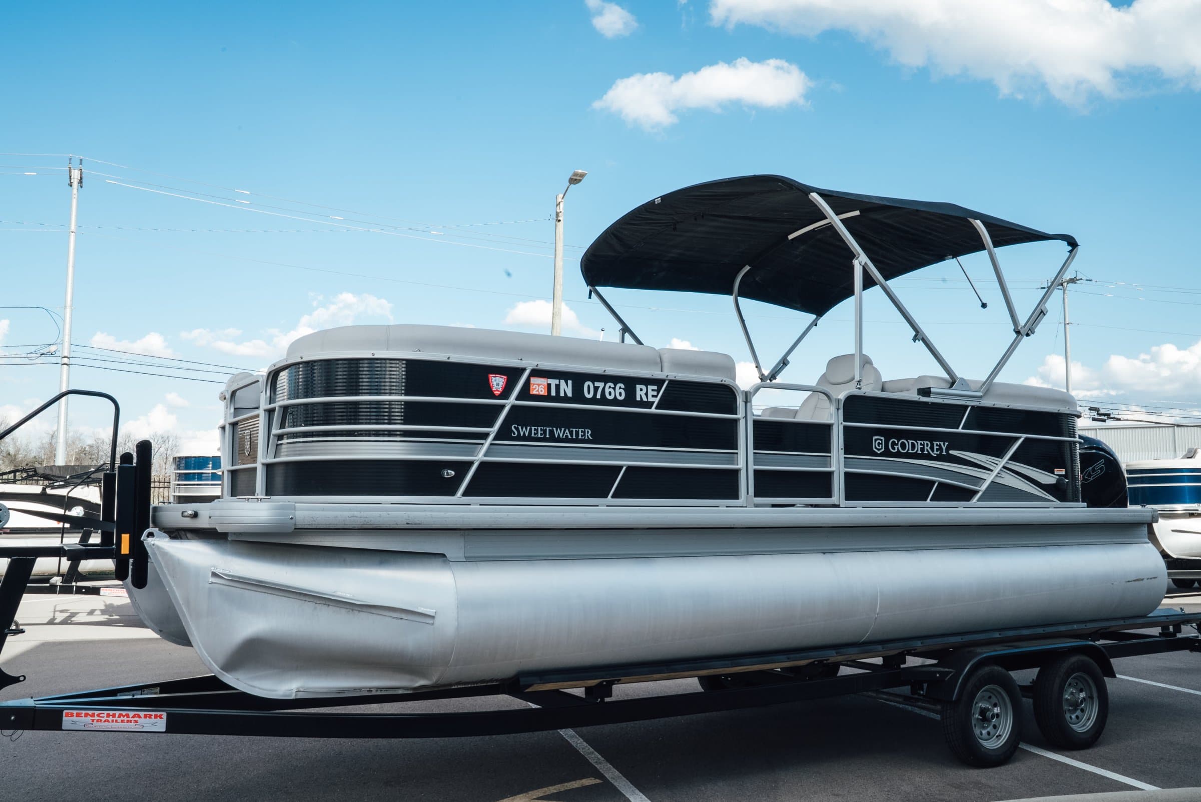 2023 Sweetwater 2286SB - exterior