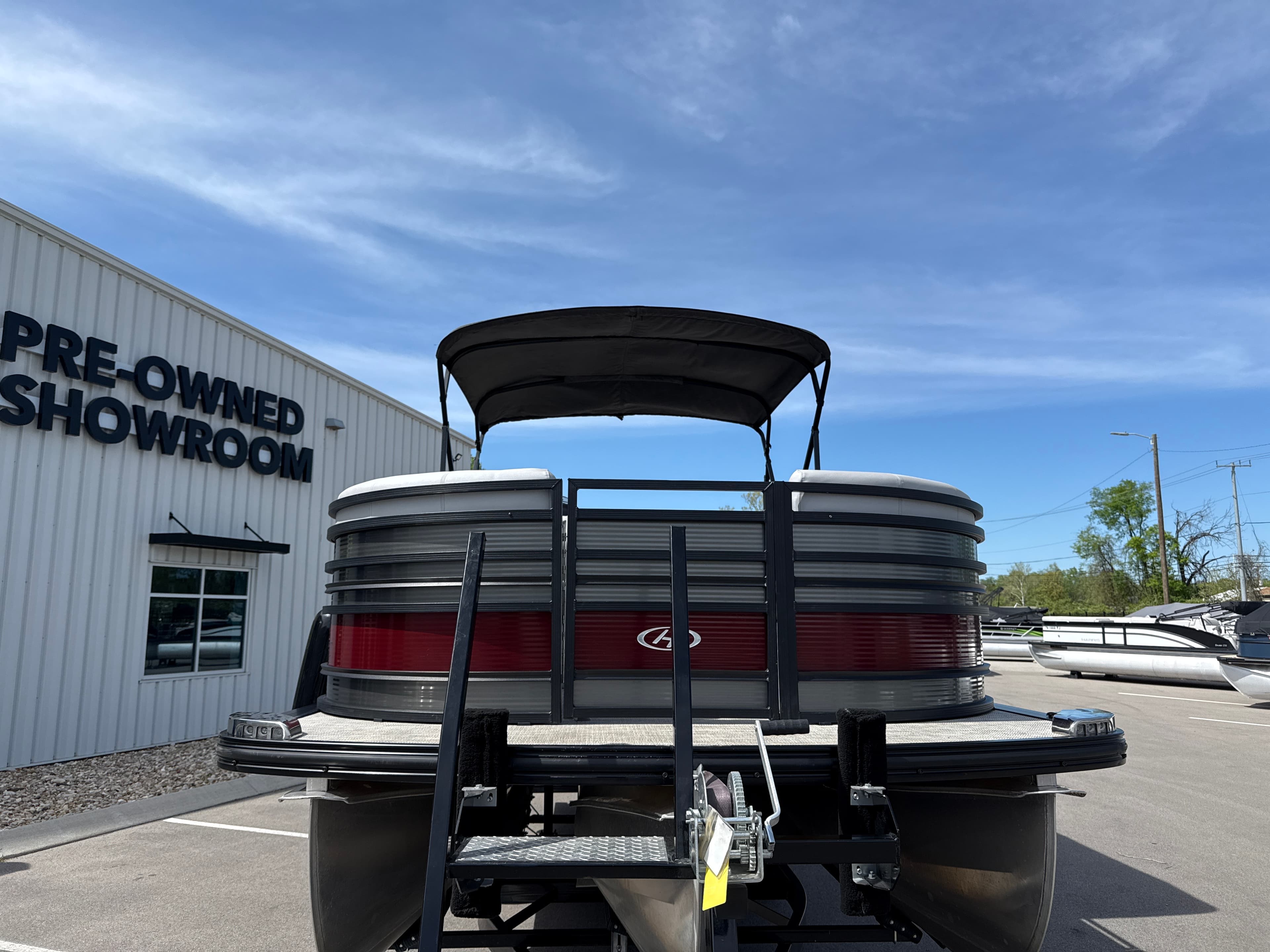 2020 Harris Solstice 230 - exterior