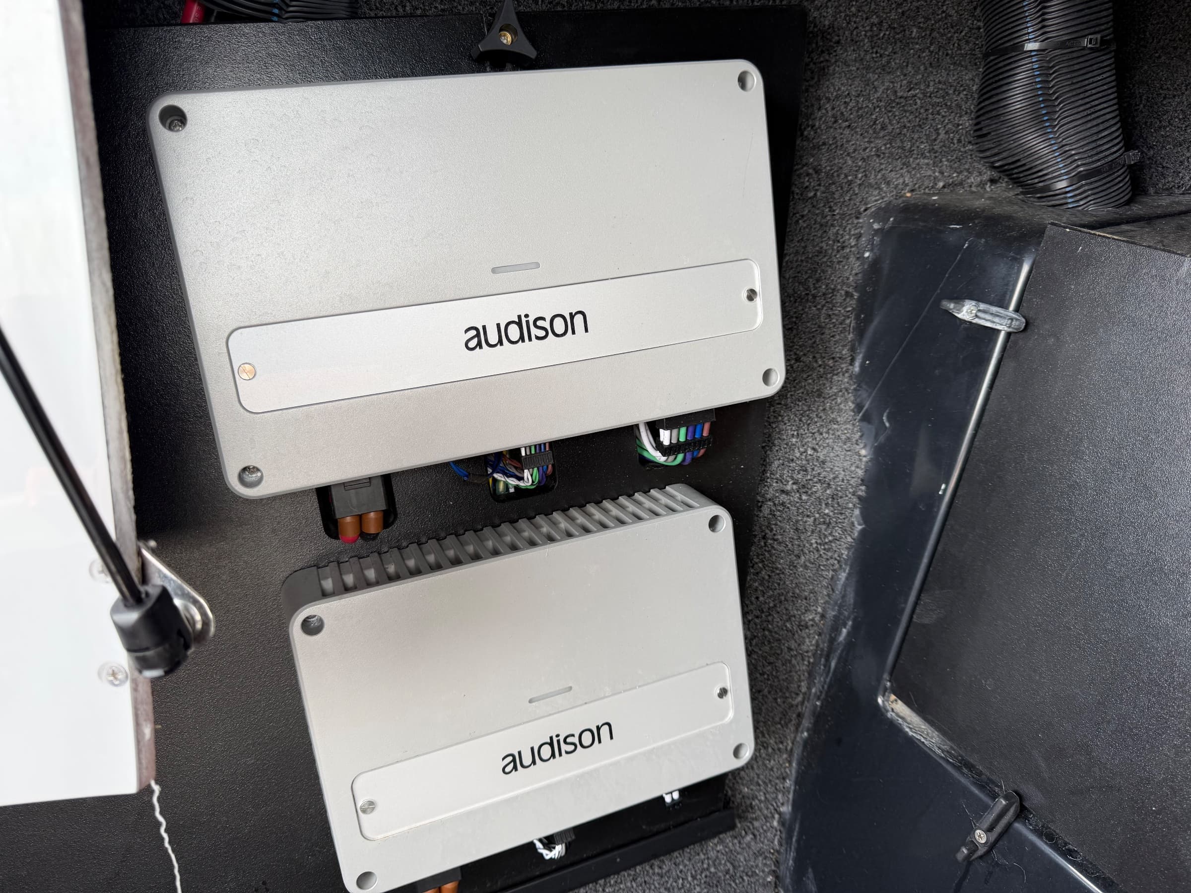 2024 Tige Z1 - exterior