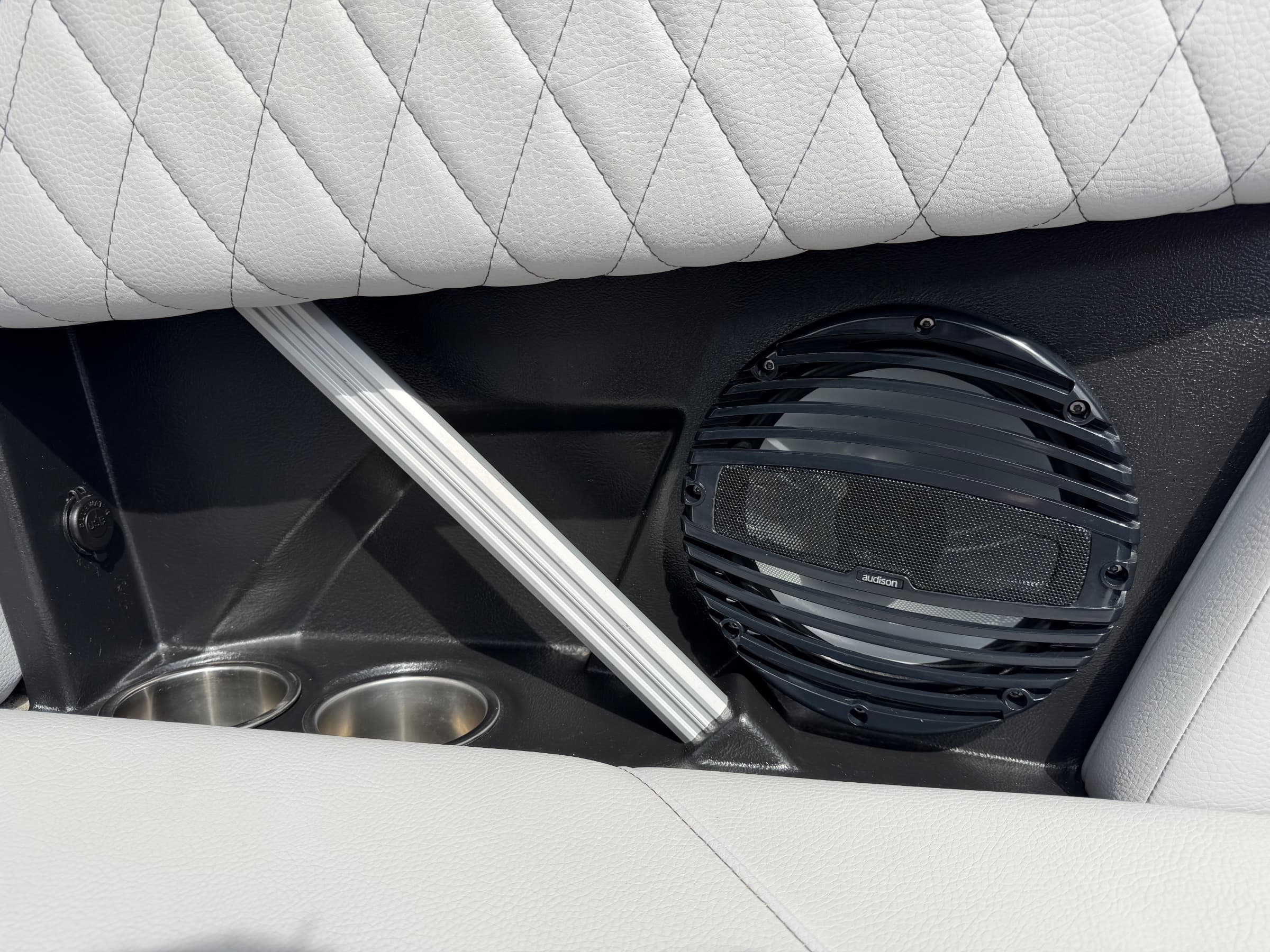 2024 Tige Z1 - exterior