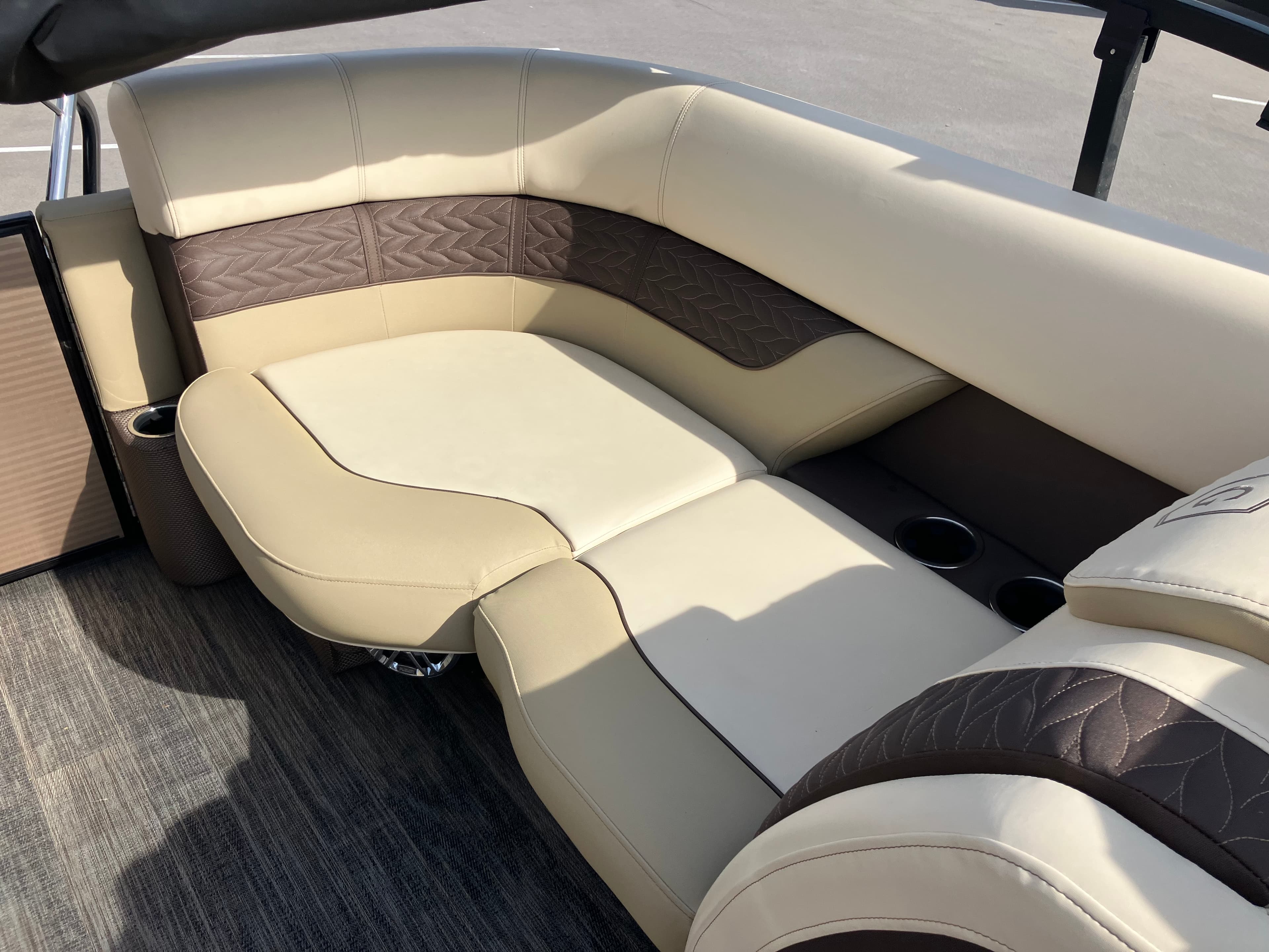 2023 Godfrey Monaco 255 SB - exterior