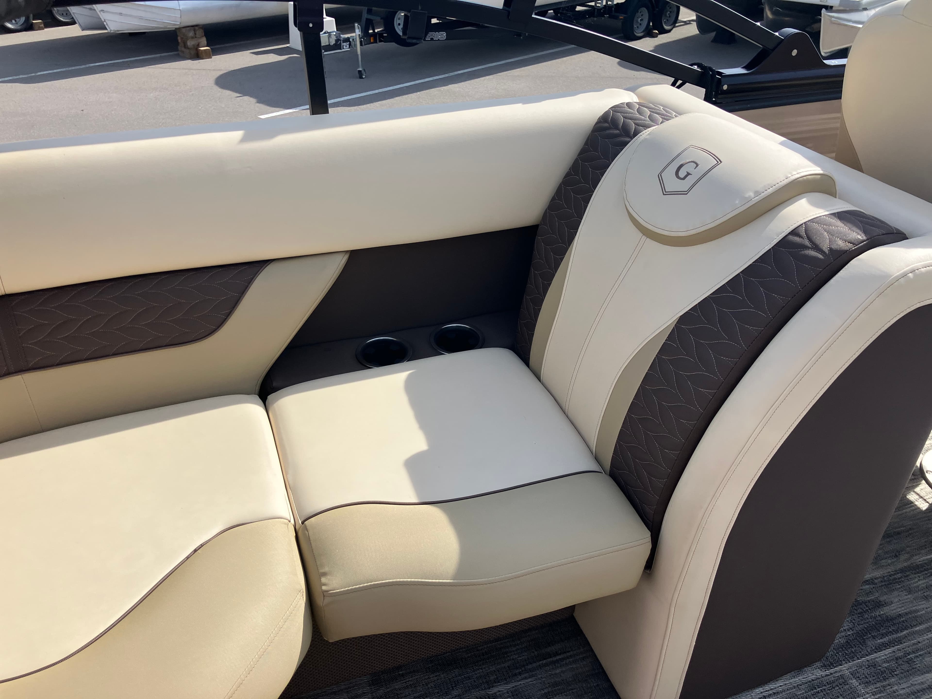 2023 Godfrey Monaco 255 SB - exterior