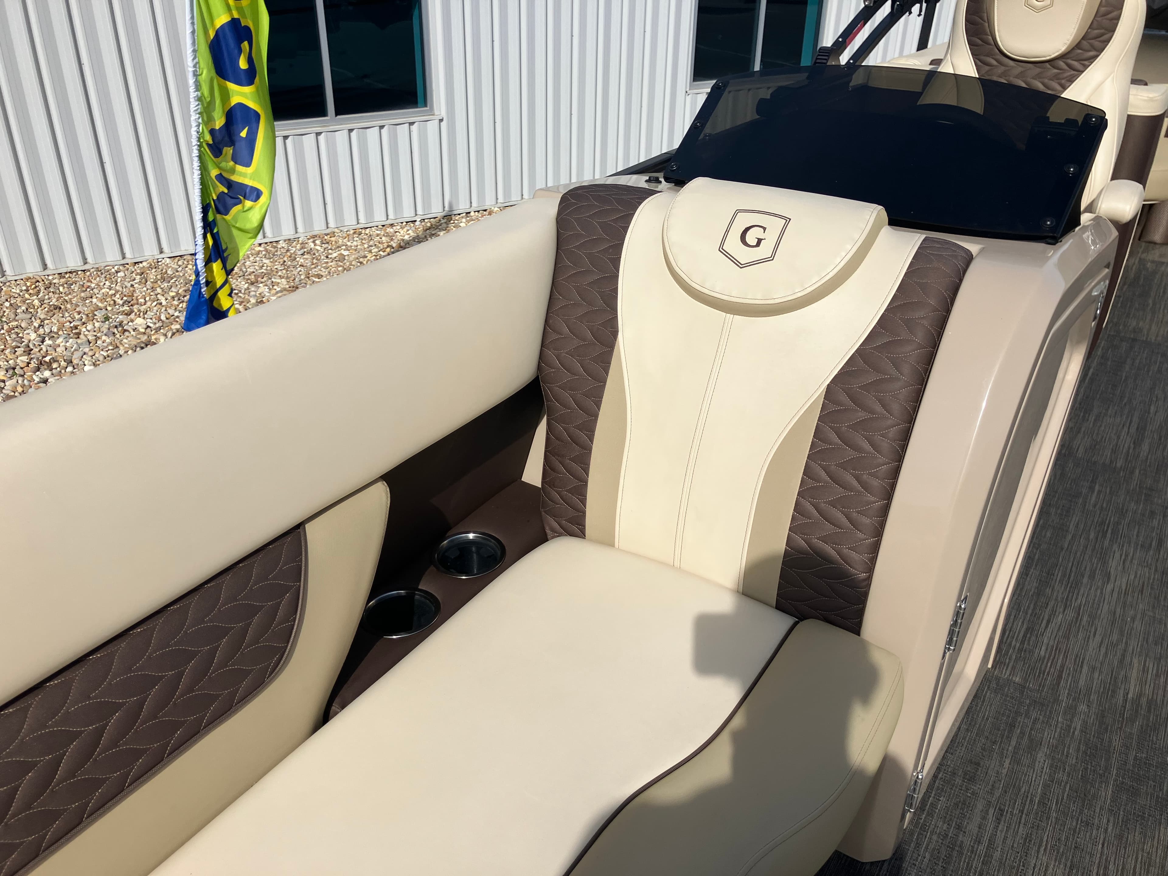 2023 Godfrey Monaco 255 SB - exterior