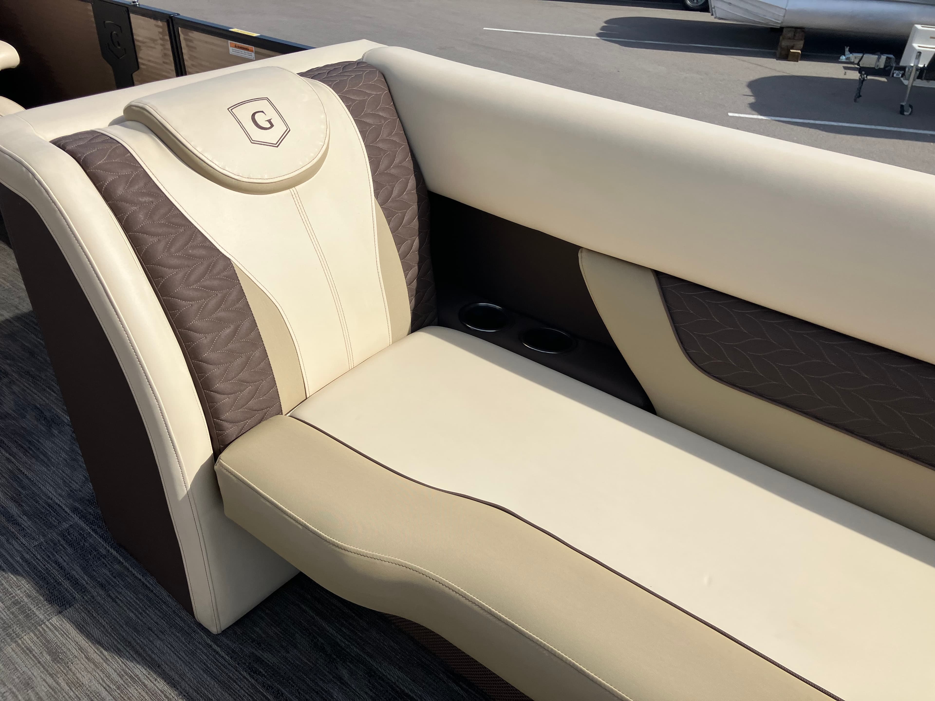 2023 Godfrey Monaco 255 SB - exterior