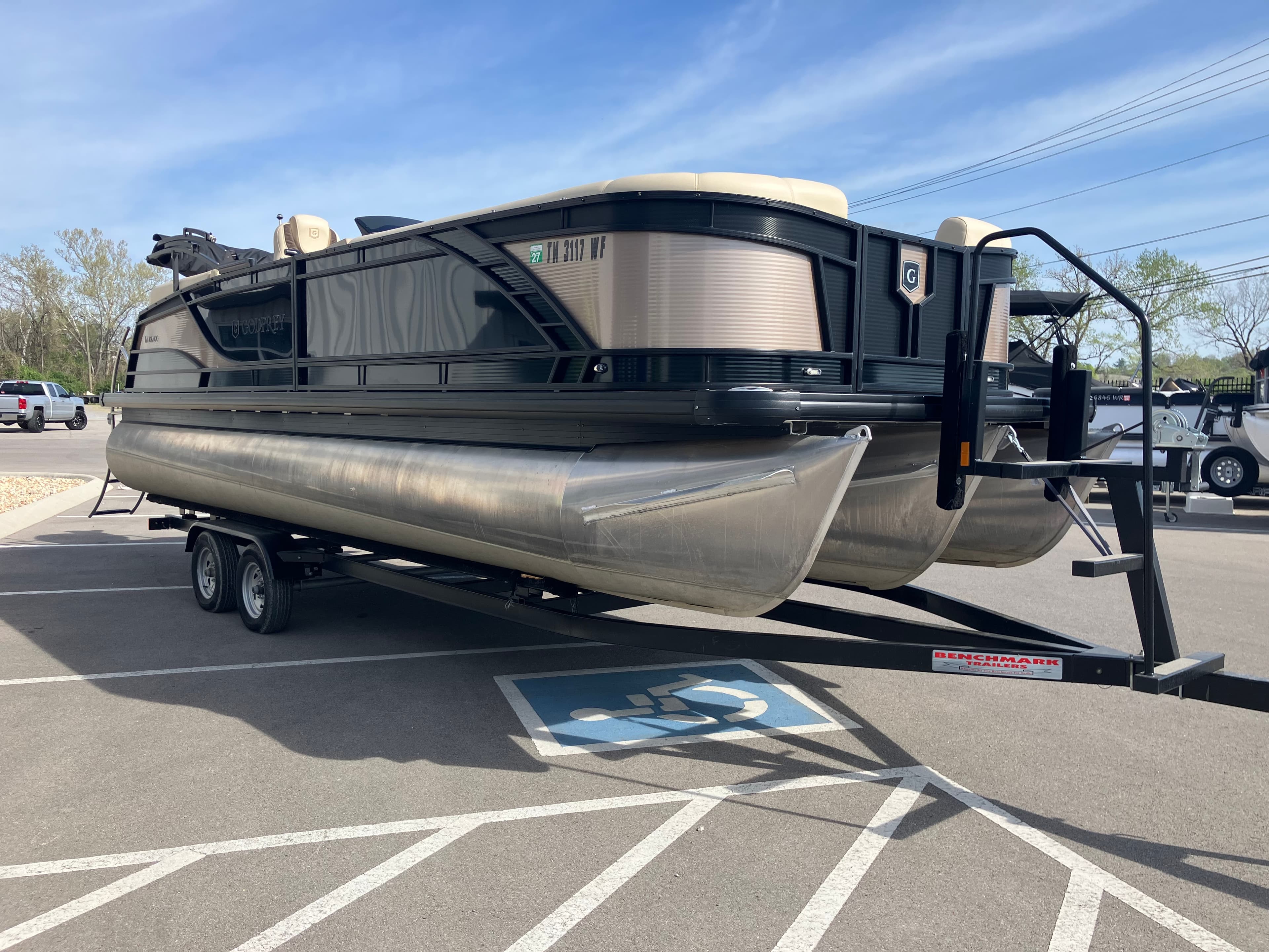 2023 Godfrey Monaco 255 SB - exterior