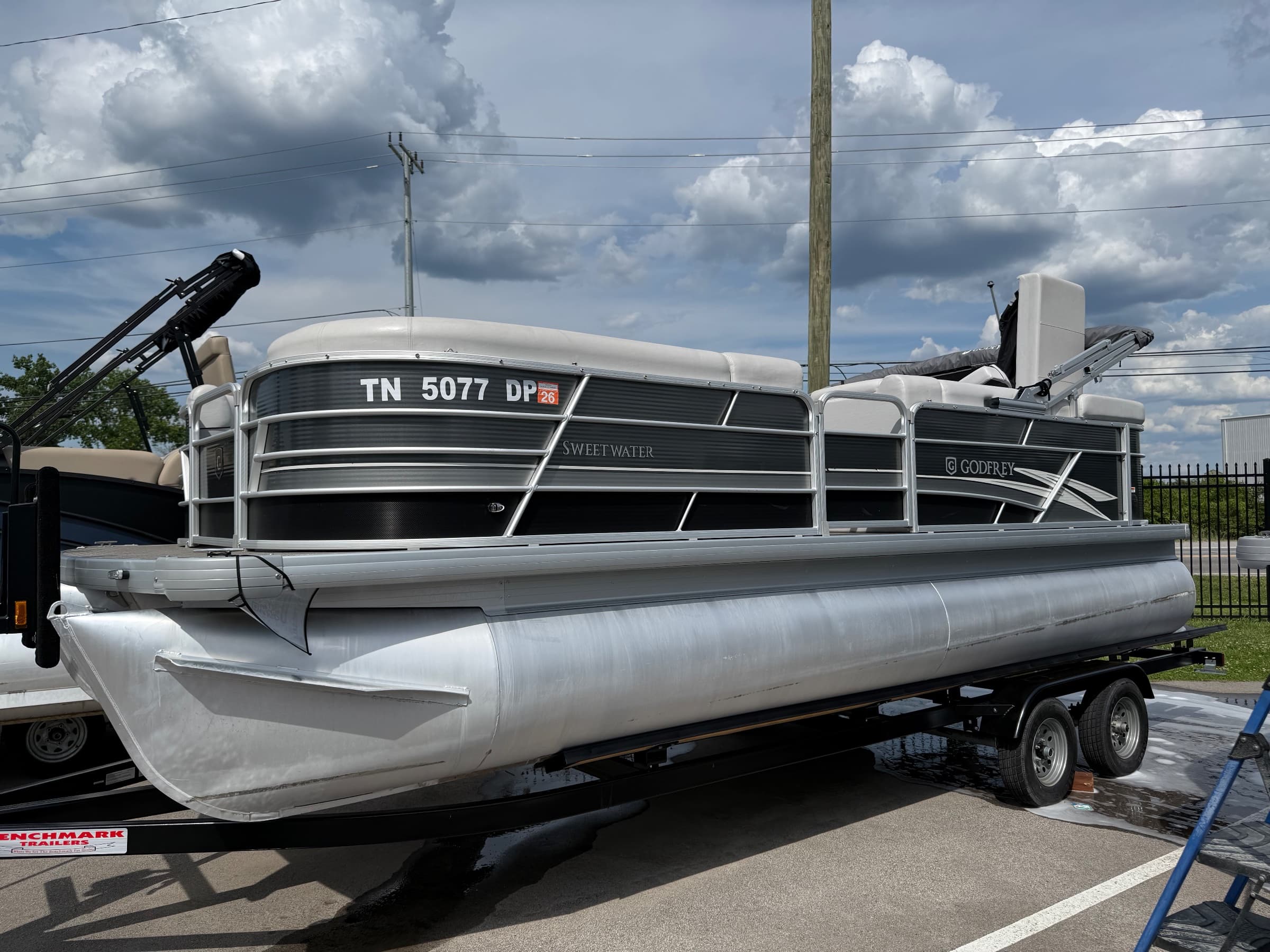 2023 Sweetwater 2286C - exterior