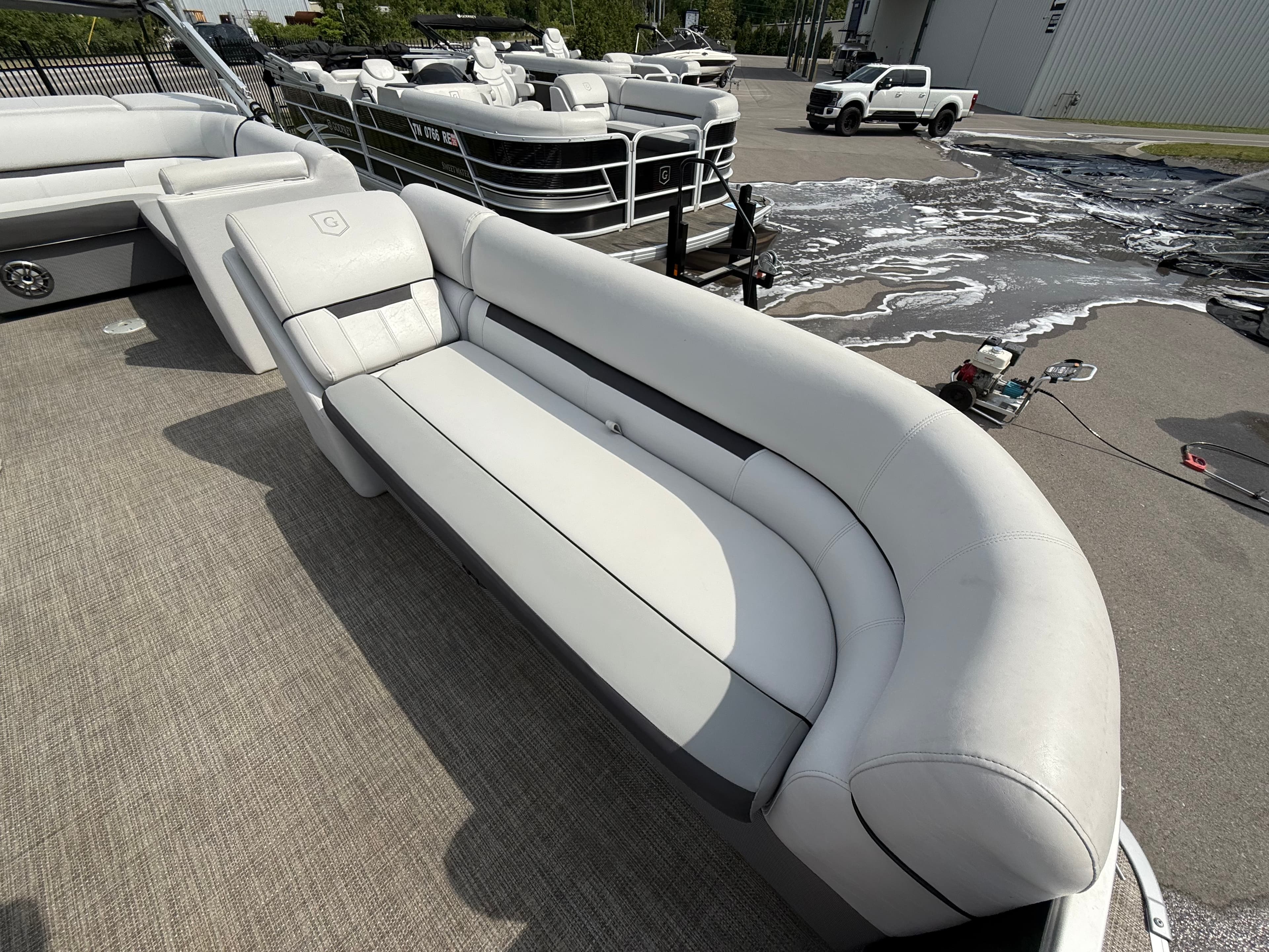2023 Sweetwater 2286C - exterior