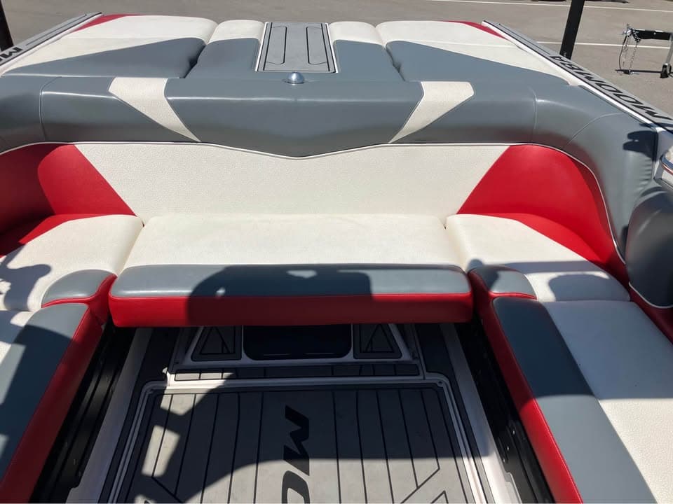 2018 Moomba Craz - exterior