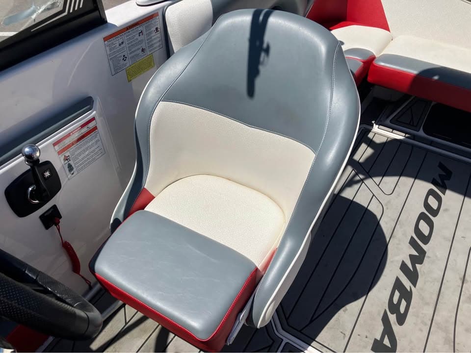 2018 Moomba Craz - exterior
