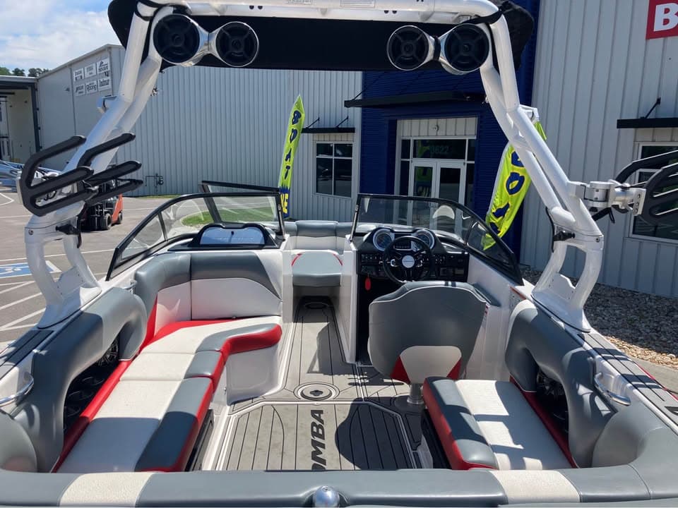 2018 Moomba Craz - exterior