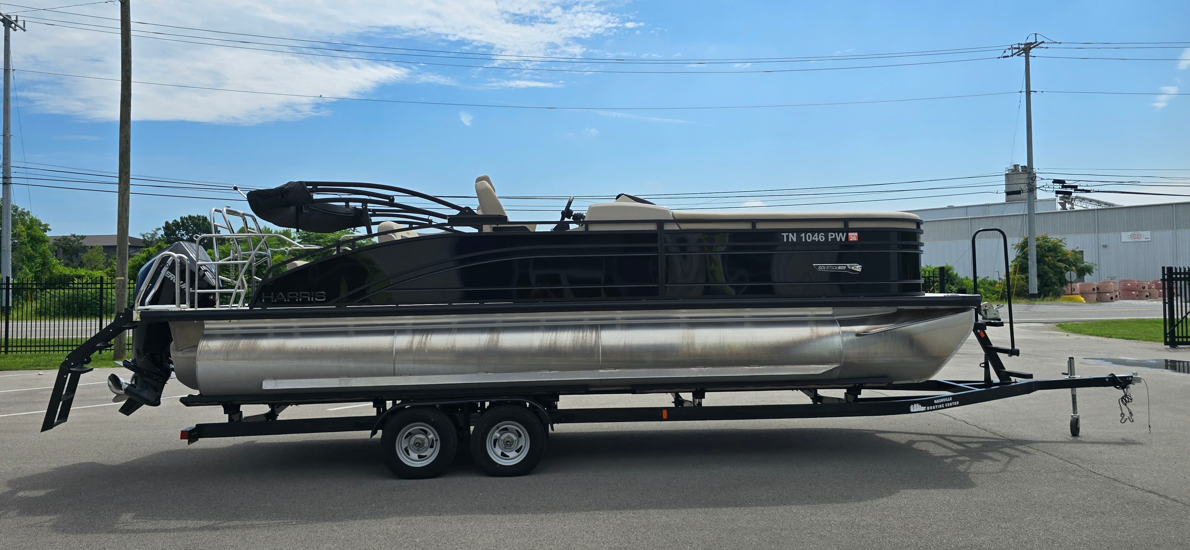 2025 Harris Solstice 250 - exterior