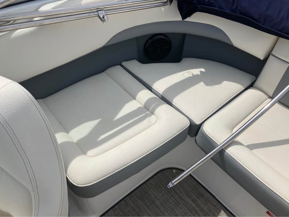 2019 Cobalt 200s - exterior