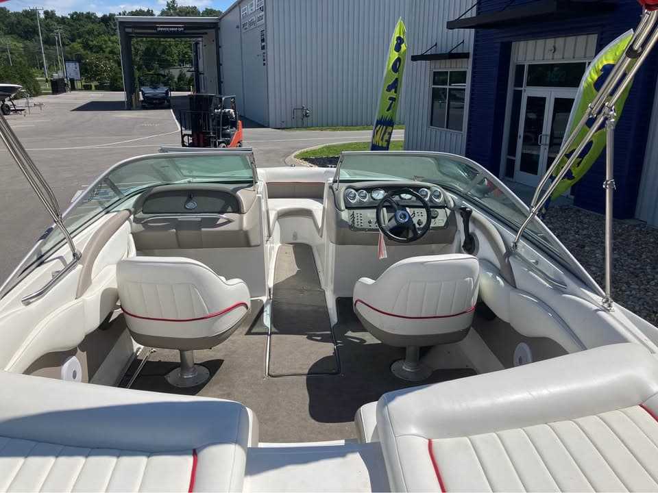 2003 Cobalt 220 - exterior