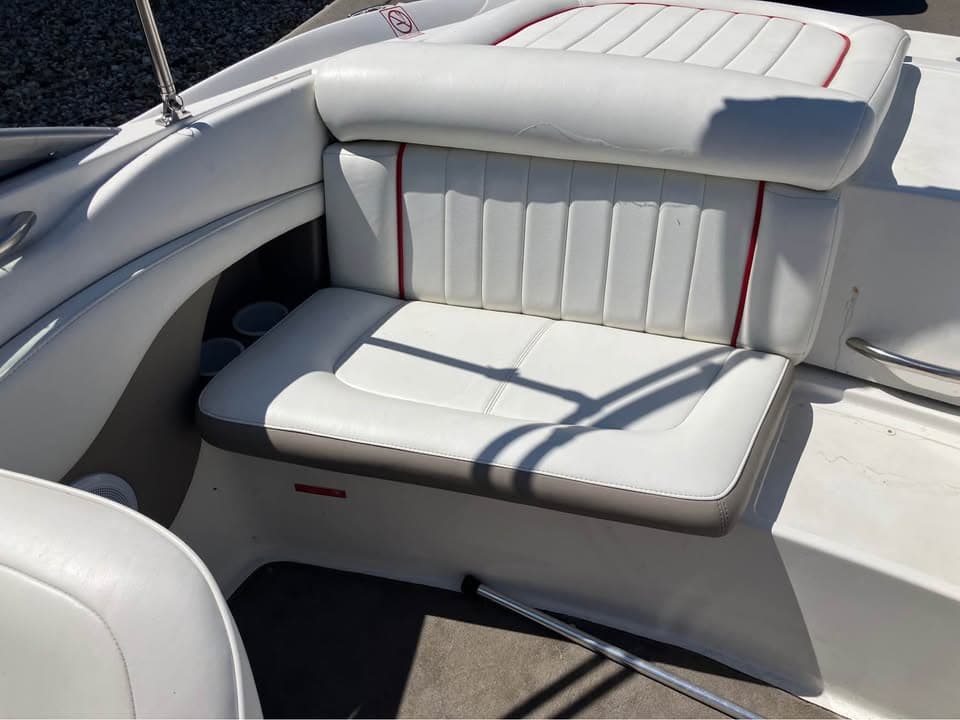 2003 Cobalt 220 - exterior