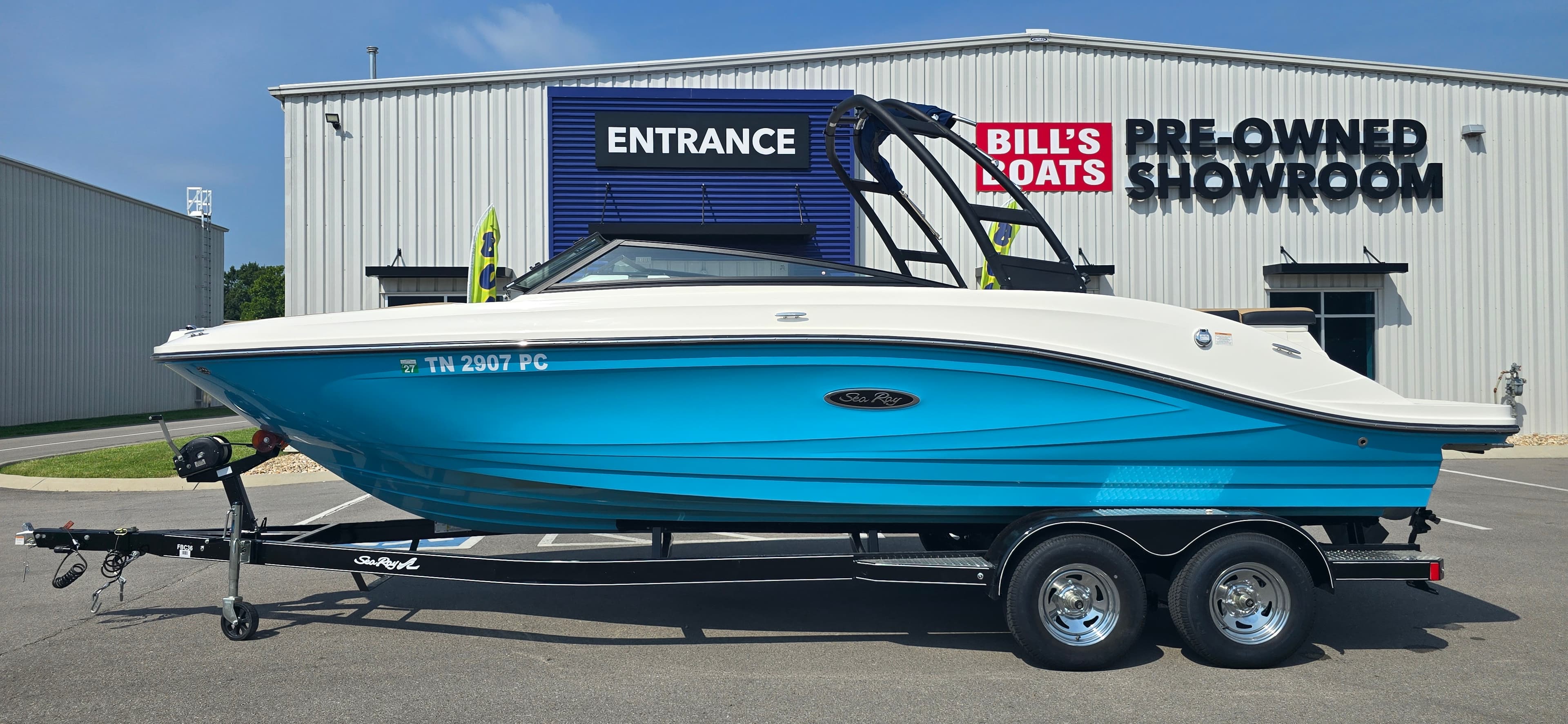 2024 Sea Ray SPX 230 - exterior