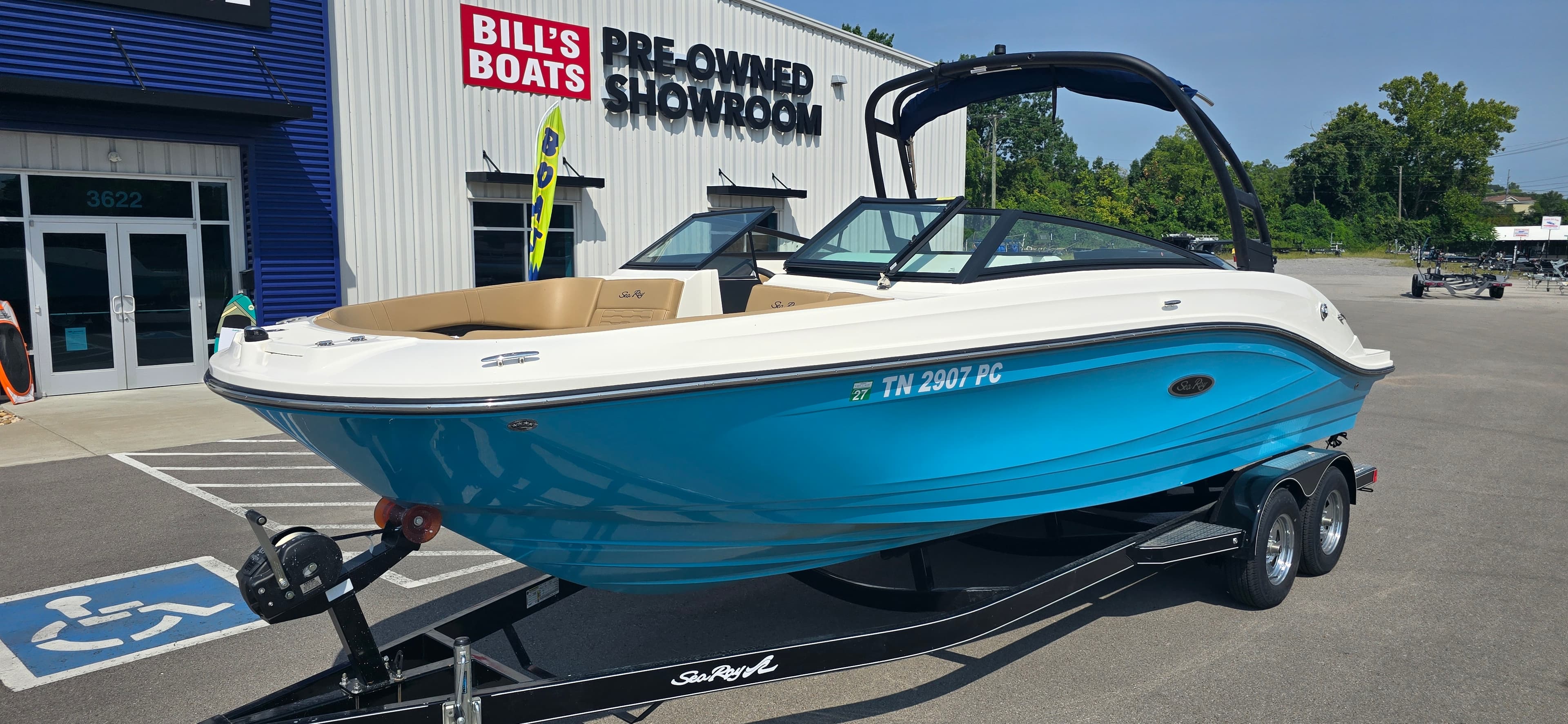 2024 Sea Ray SPX 230 - exterior