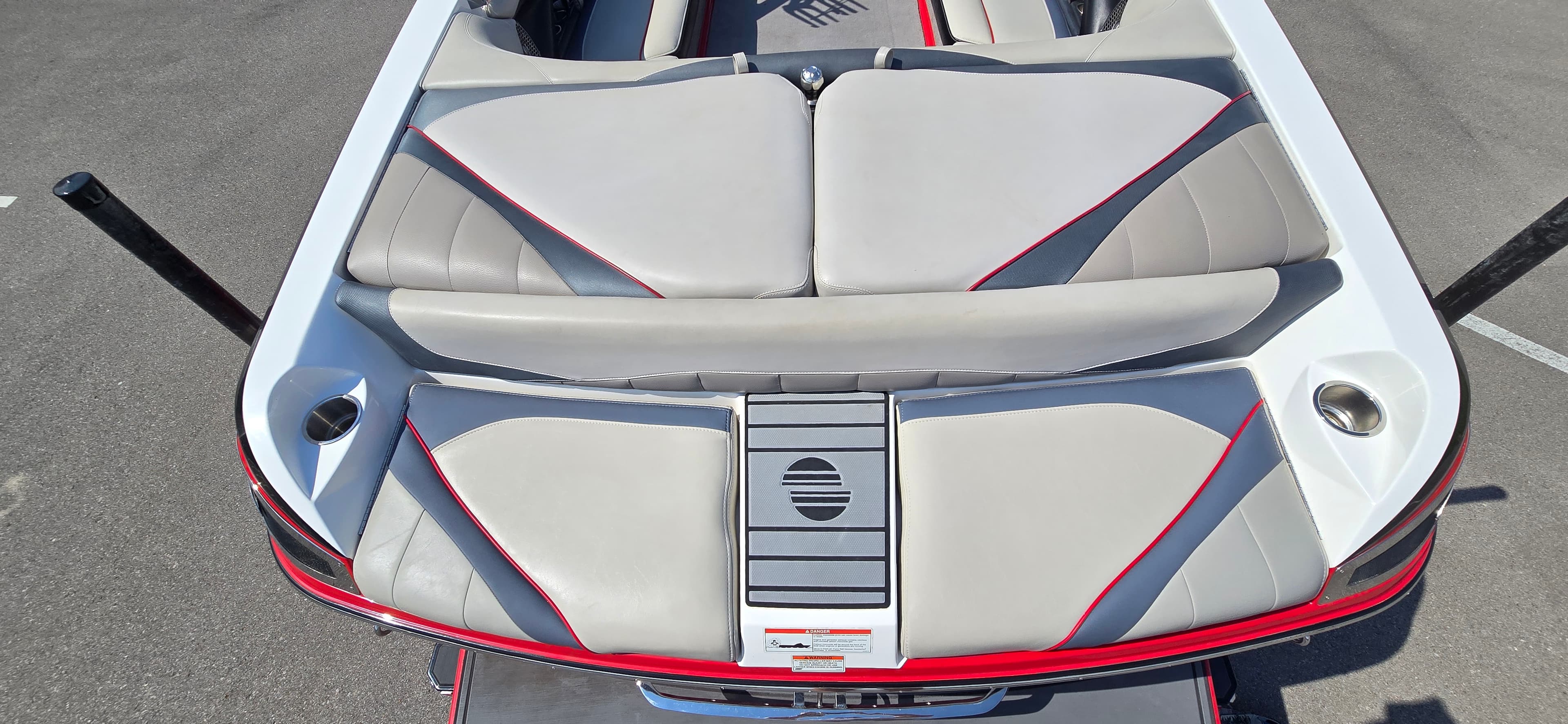 2011 Malibu Wakesetter LSV 247 - exterior