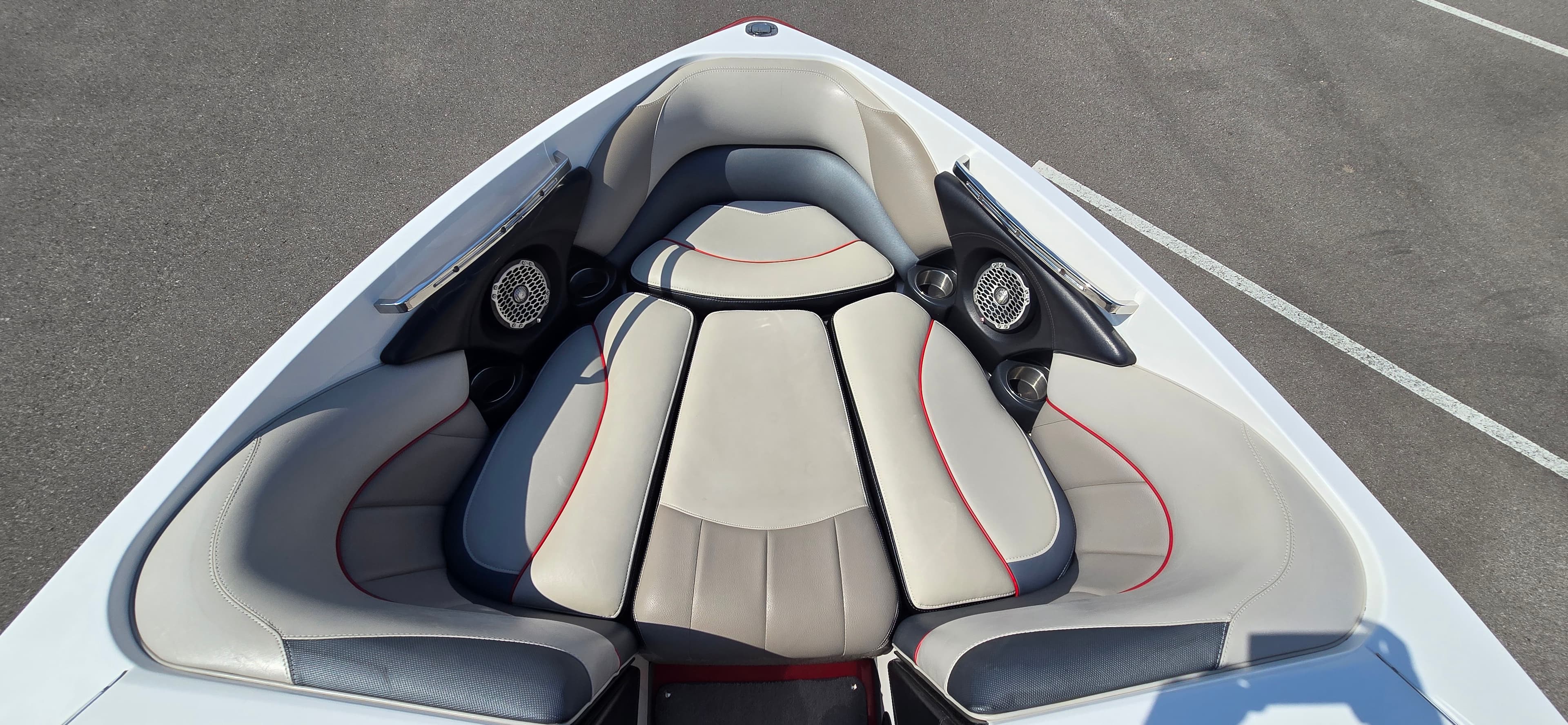 2011 Malibu Wakesetter LSV 247 - exterior