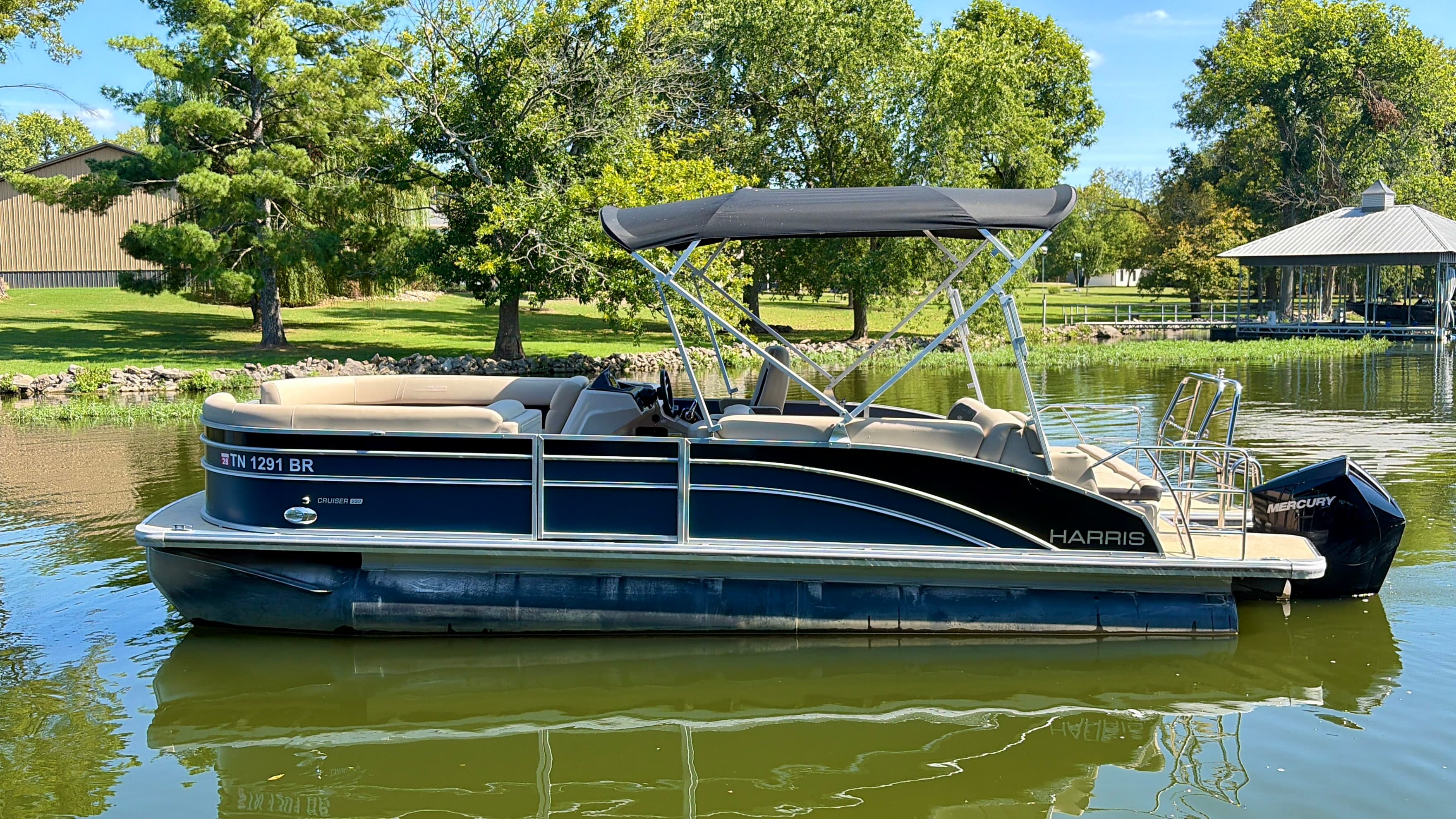 2025 Harris Cruiser 230 - exterior