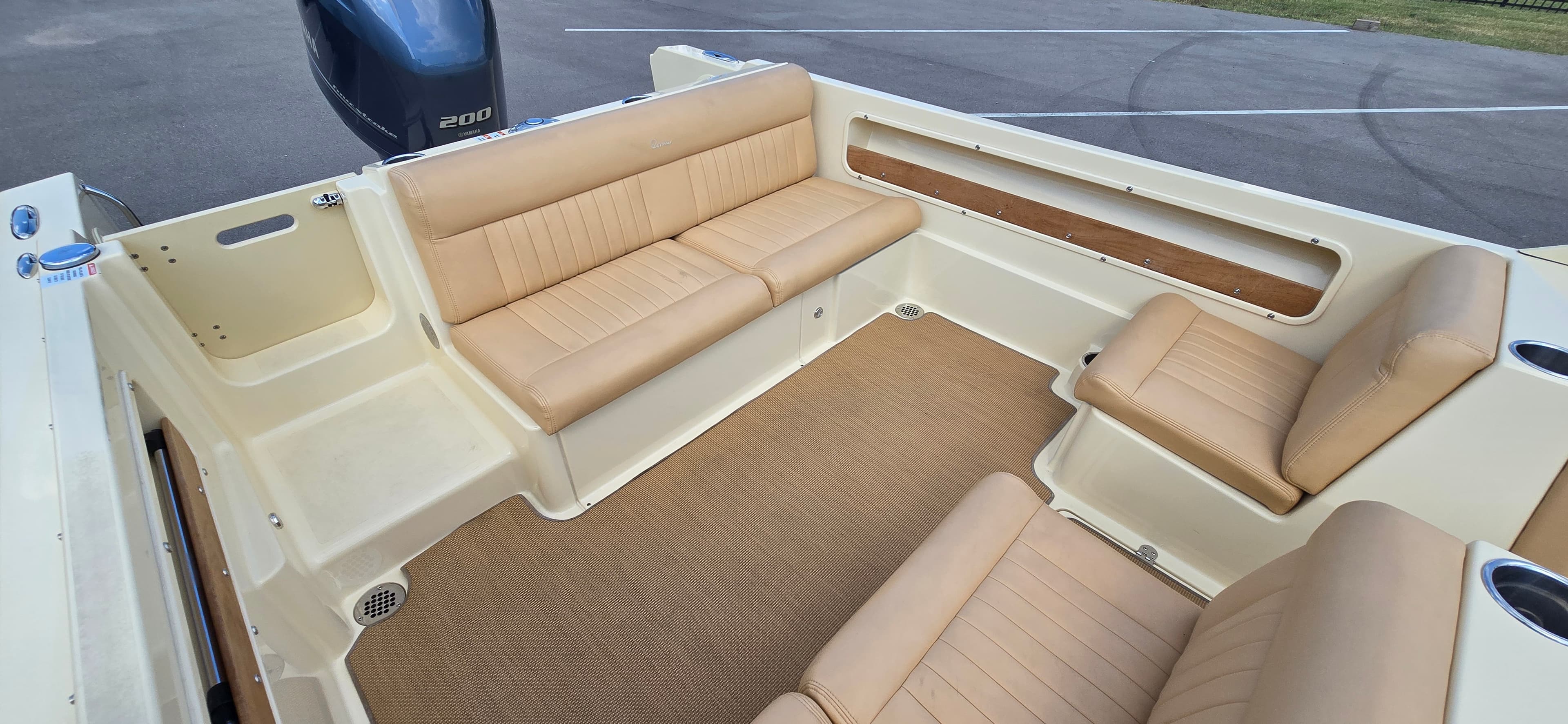 2018 Rossiter R 20 - exterior