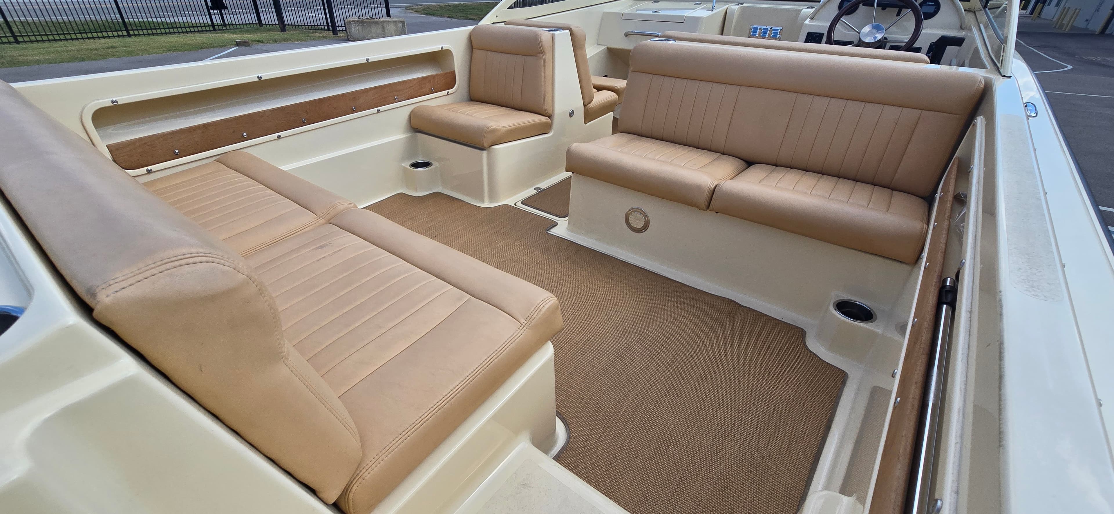 2018 Rossiter R 20 - exterior