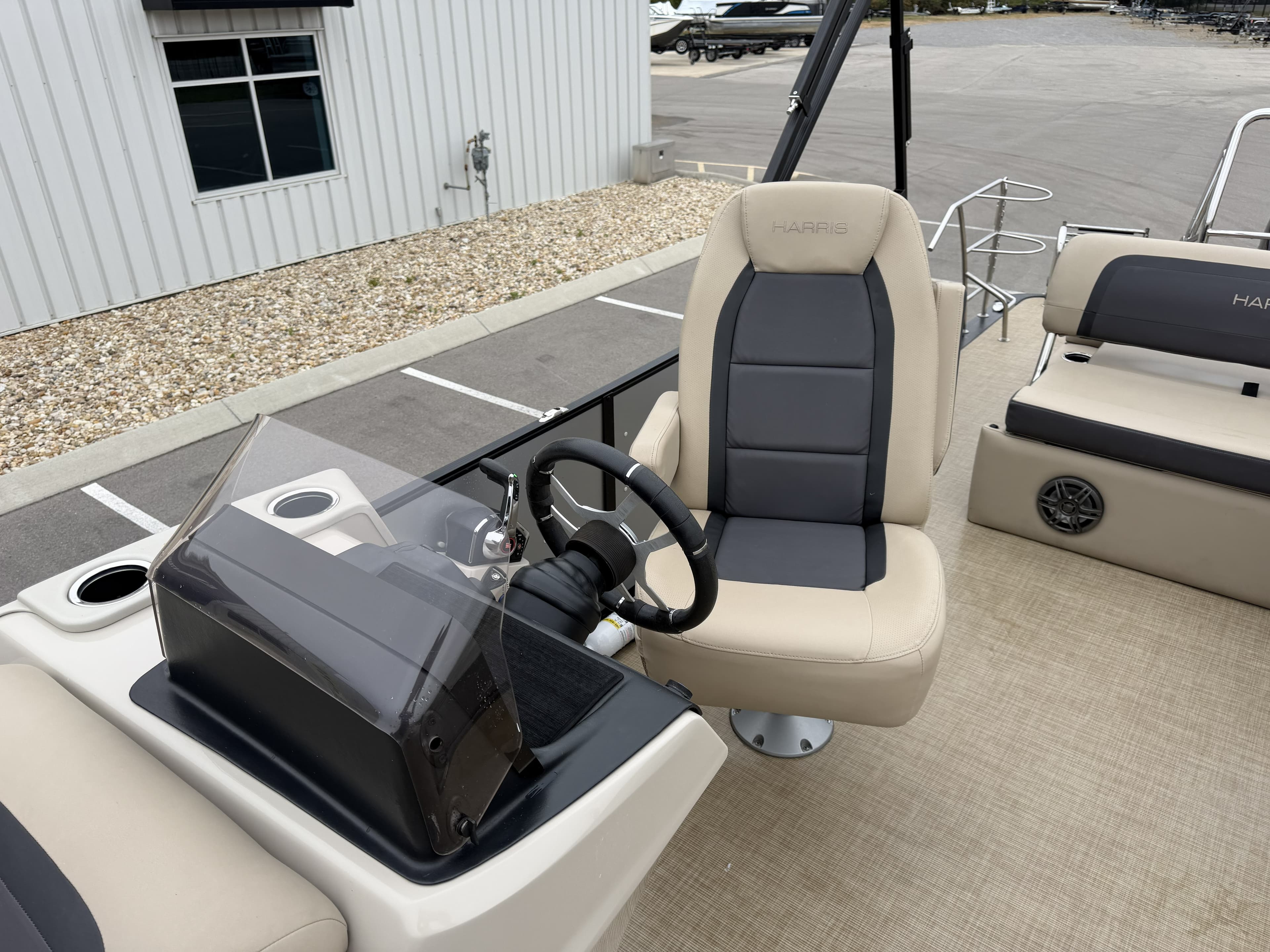 2024 Harris 230 Cruiser - exterior