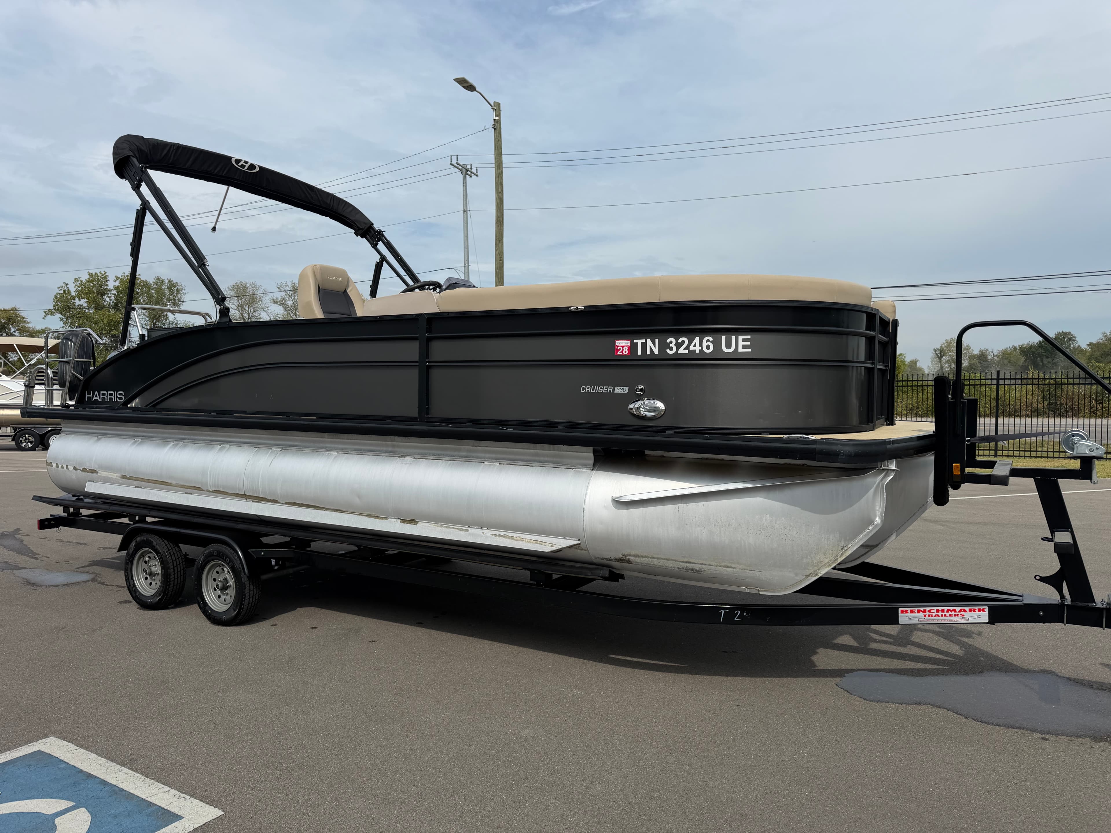 2025 Harris 230 Cruiser - exterior