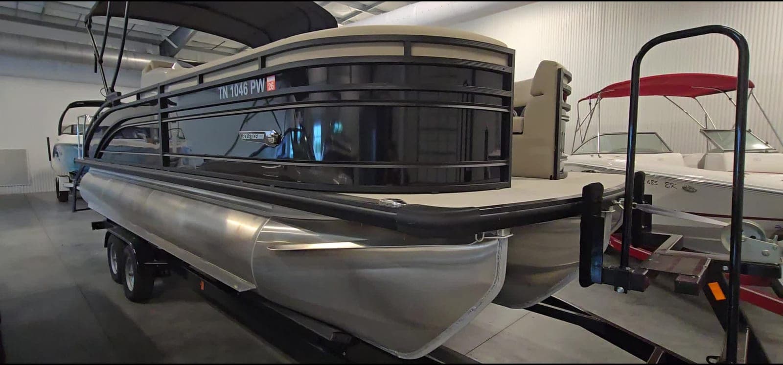 2025 Harris Solstice 250 - exterior
