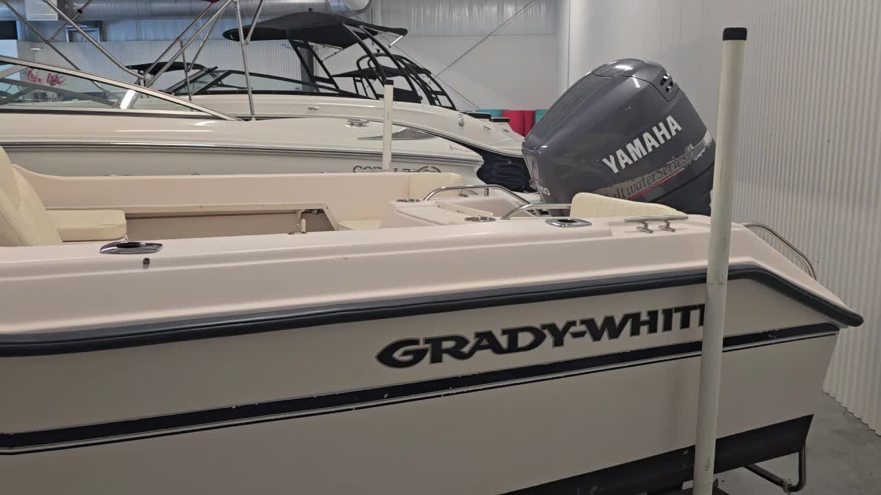 1998 Grady White Tournament 192 - exterior