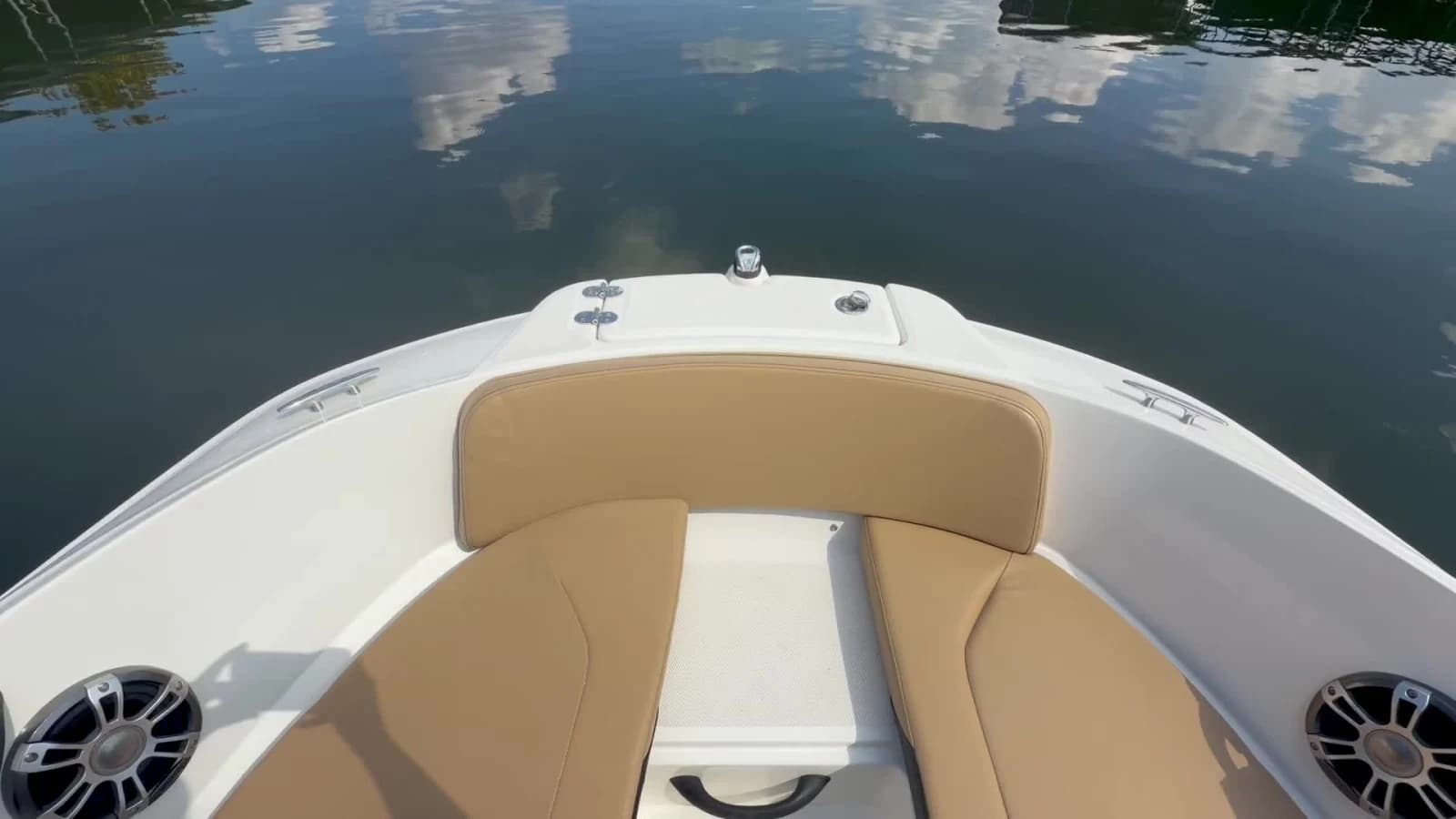 2024 Sea Ray 210 SPX - exterior