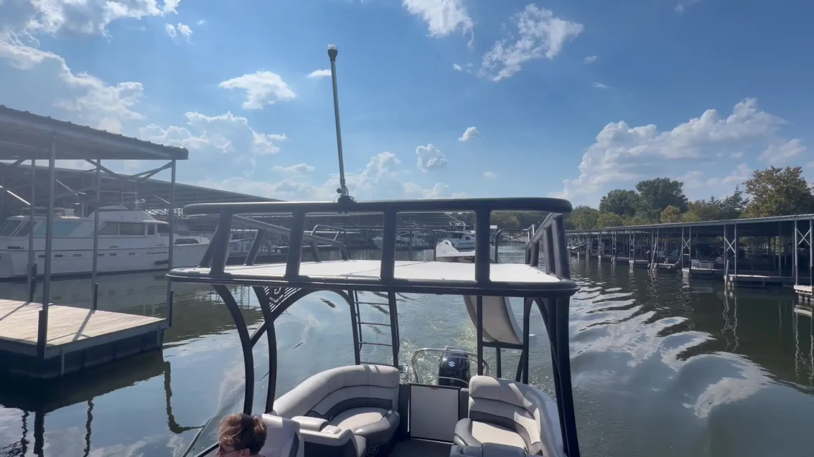 2021 Godfrey Monaco 255SD - exterior